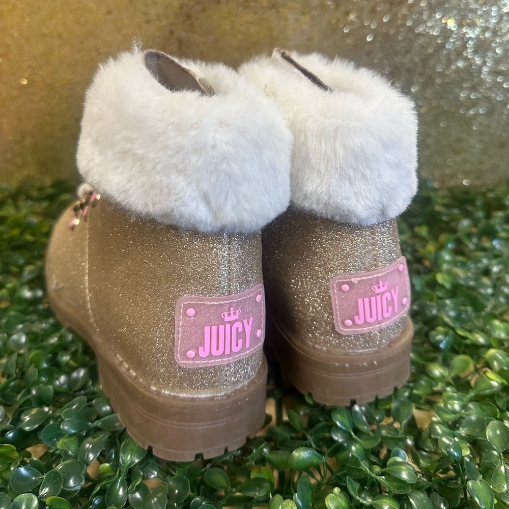 Juicy Couture Gold Sparkle Girls Boots JJK Castro - Picture 2 of 5